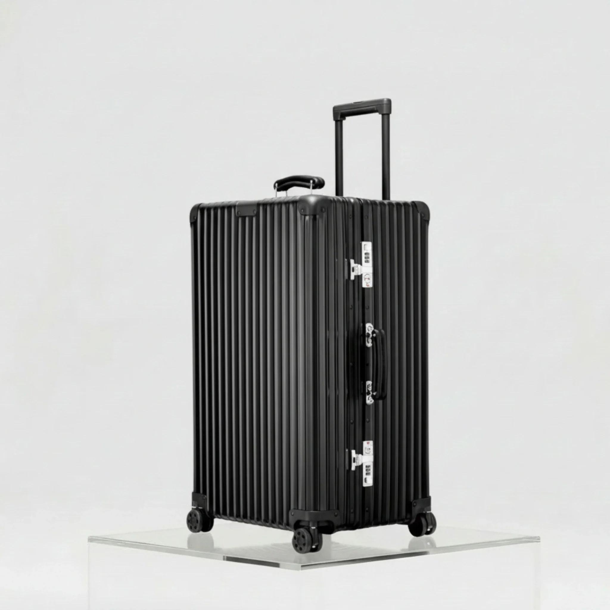 Classic Trunk - Image 4
